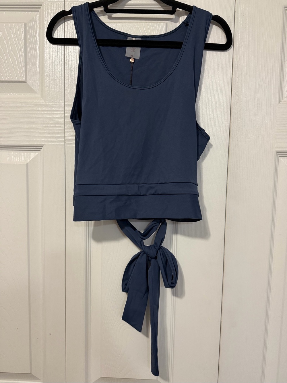 CALIA by Carrie Underwood Slate Blue Tie-Back Crop Tank